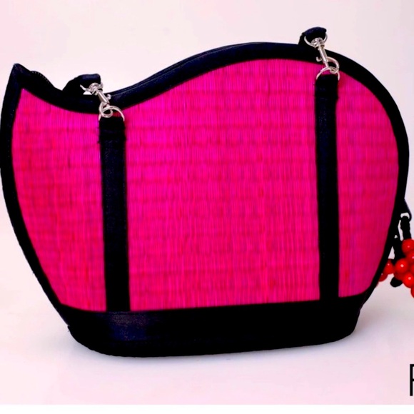 Lovely Saraye Basket For Cambodia Hot Pink Purse - Picture 3 of 14